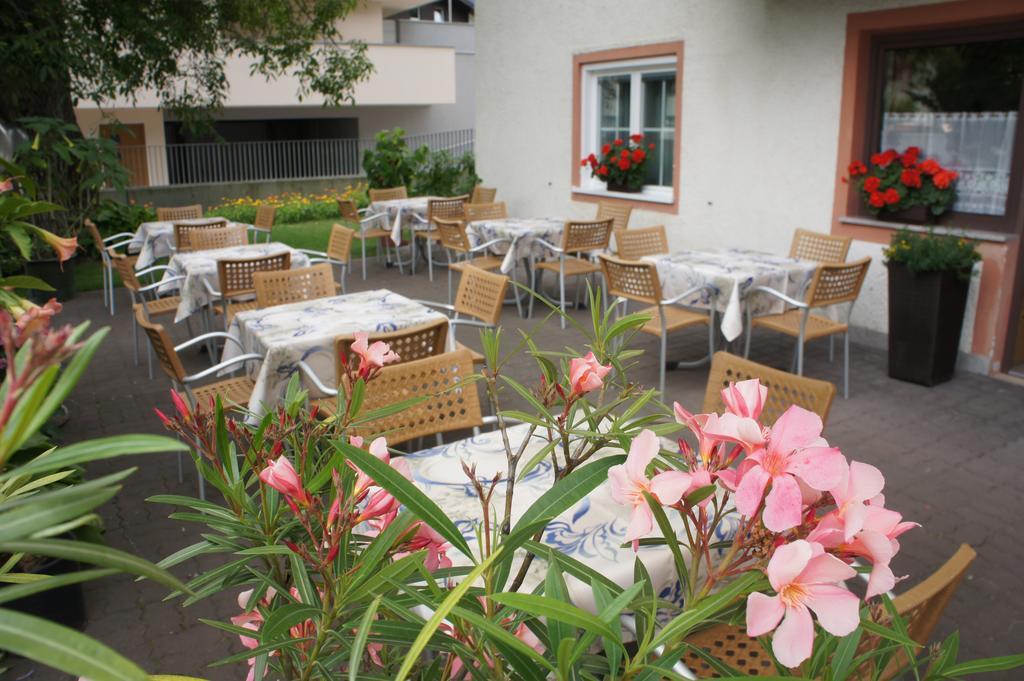 Pension Pernthaler Silandro Exterior photo