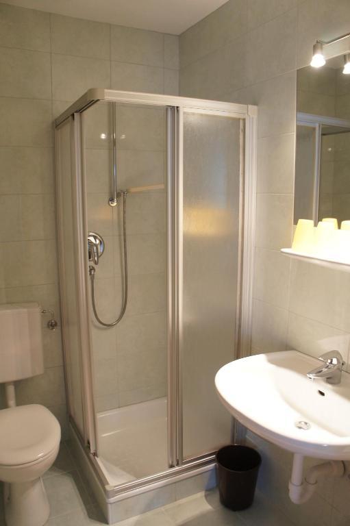 Pension Pernthaler Silandro Room photo