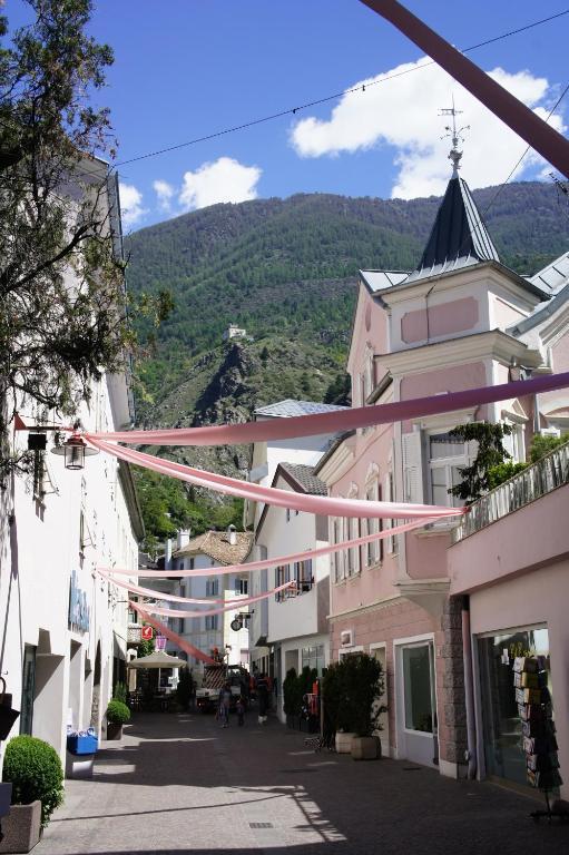 Pension Pernthaler Silandro Exterior photo